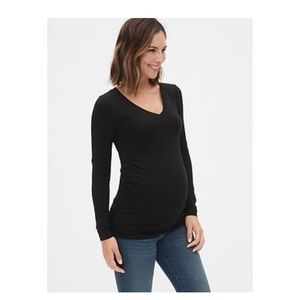 🌟*2 for $10* GAP Pure Body Maternity Tee